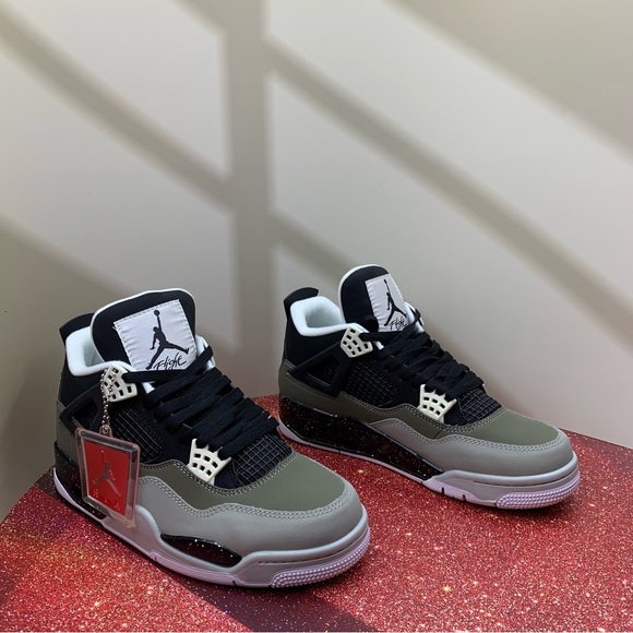 Extraordinary charm man’s size 9.5 Fear Jordan Air Jordan 4